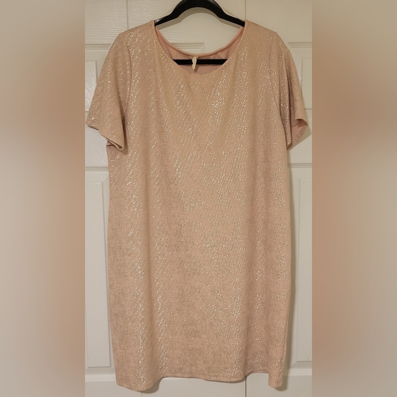 Pink and Gold glam plus size mini maternity dress by Pink Blush size 3X. - Picture 1 of 5